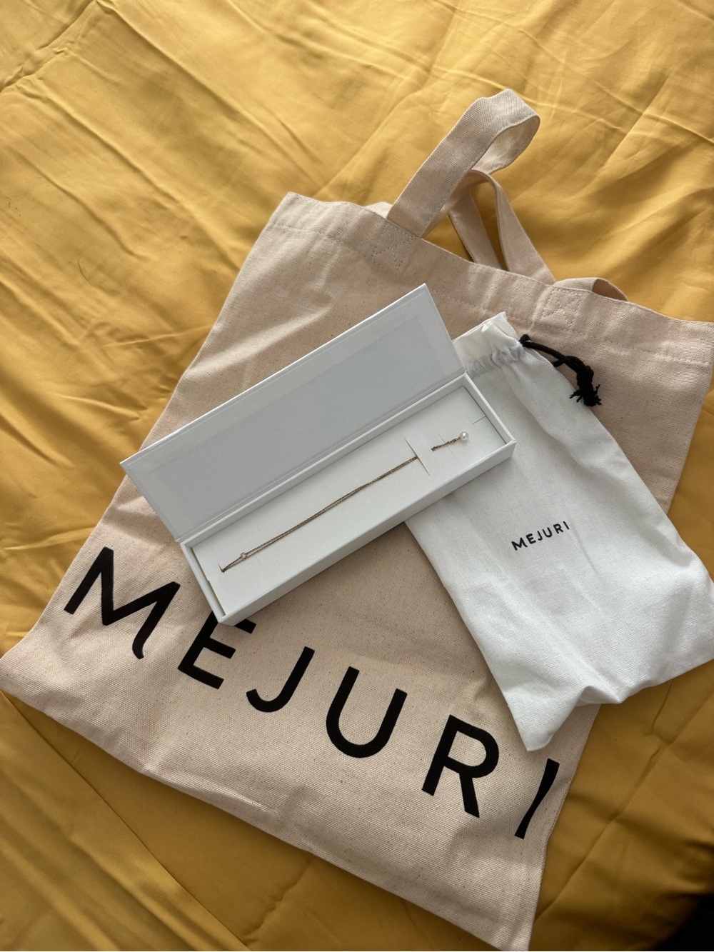 Mejuri Pearl Necklace with Canvas Tote with Box and Pouch - Picture 8 of 8
